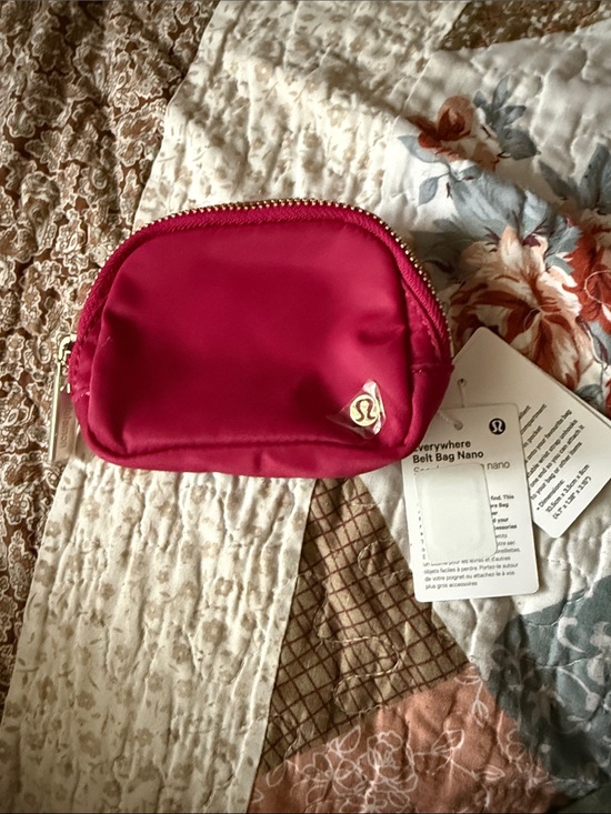 lululemon athletica Handbags - Lululemon Everywhere Belt Bag Nano brand new (sold out color online)